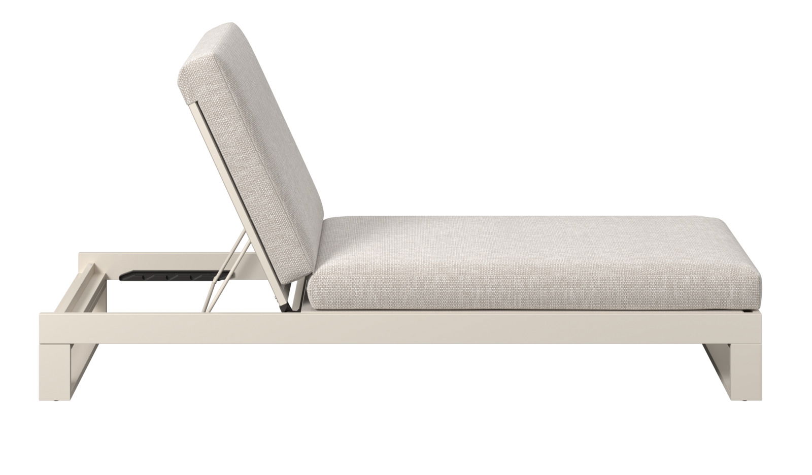 Seitliche Ansicht einer modernen Sonnenliege mit verstellbarer Rückenlehne und beigem Polster.