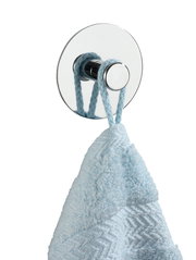 Wandhaken aus Chrom mit Handtuch, seitliche Perspektive