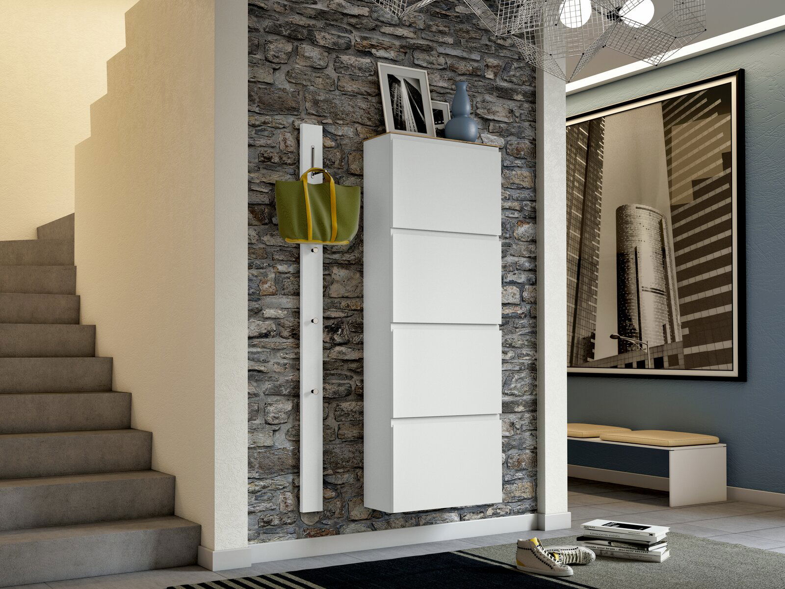 Moderner weißer Hängeschuhschrank mit vier Klappen, an einer Steinwand montiert, in einem stilvollen Flur mit Treppe und Dekorationen, seitliche Perspektive.