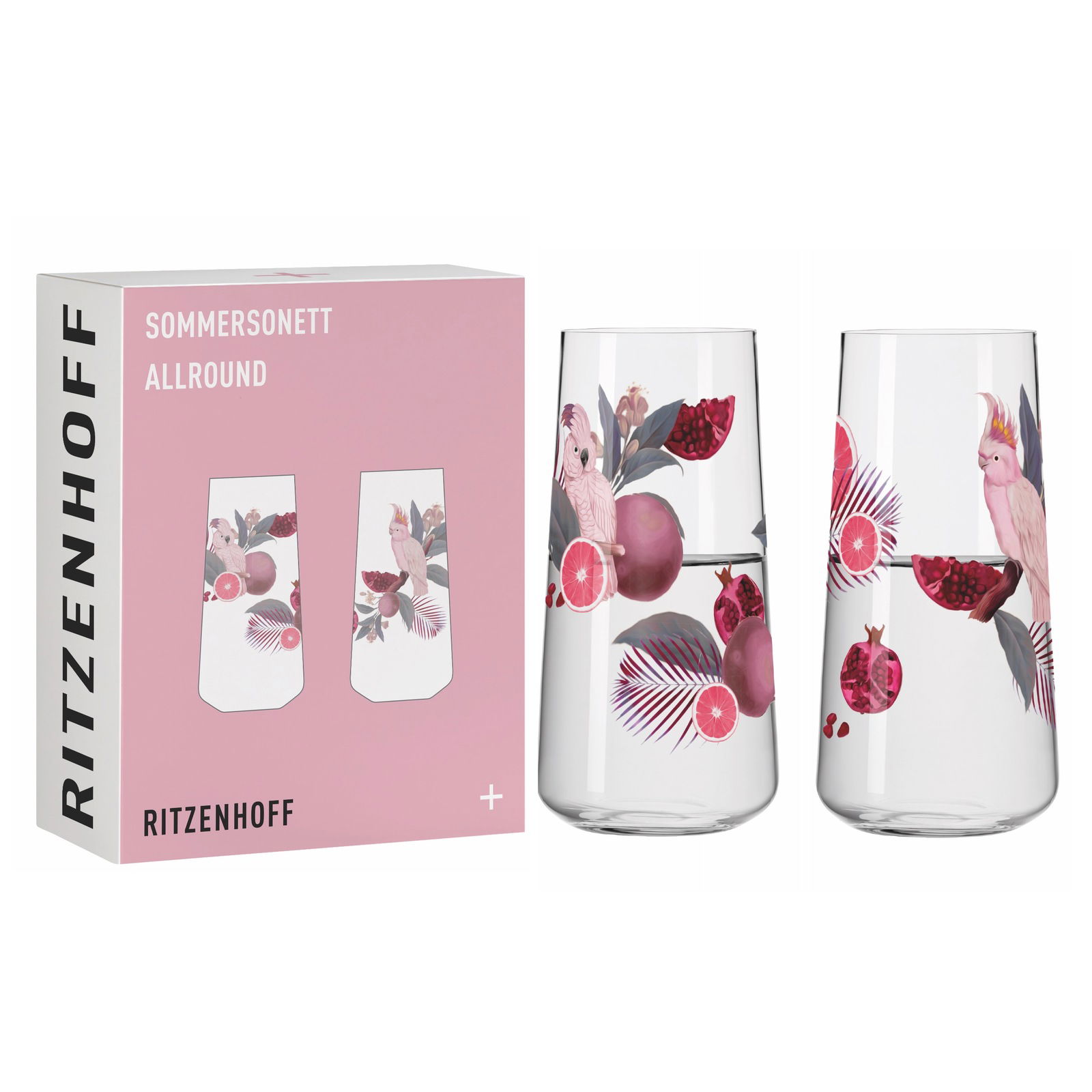 Zwei elegante Gläser mit tropischem Design, verziert mit rosa Kakadus und Granatäpfeln, neben einer stilvollen Verpackung. Frontansicht.