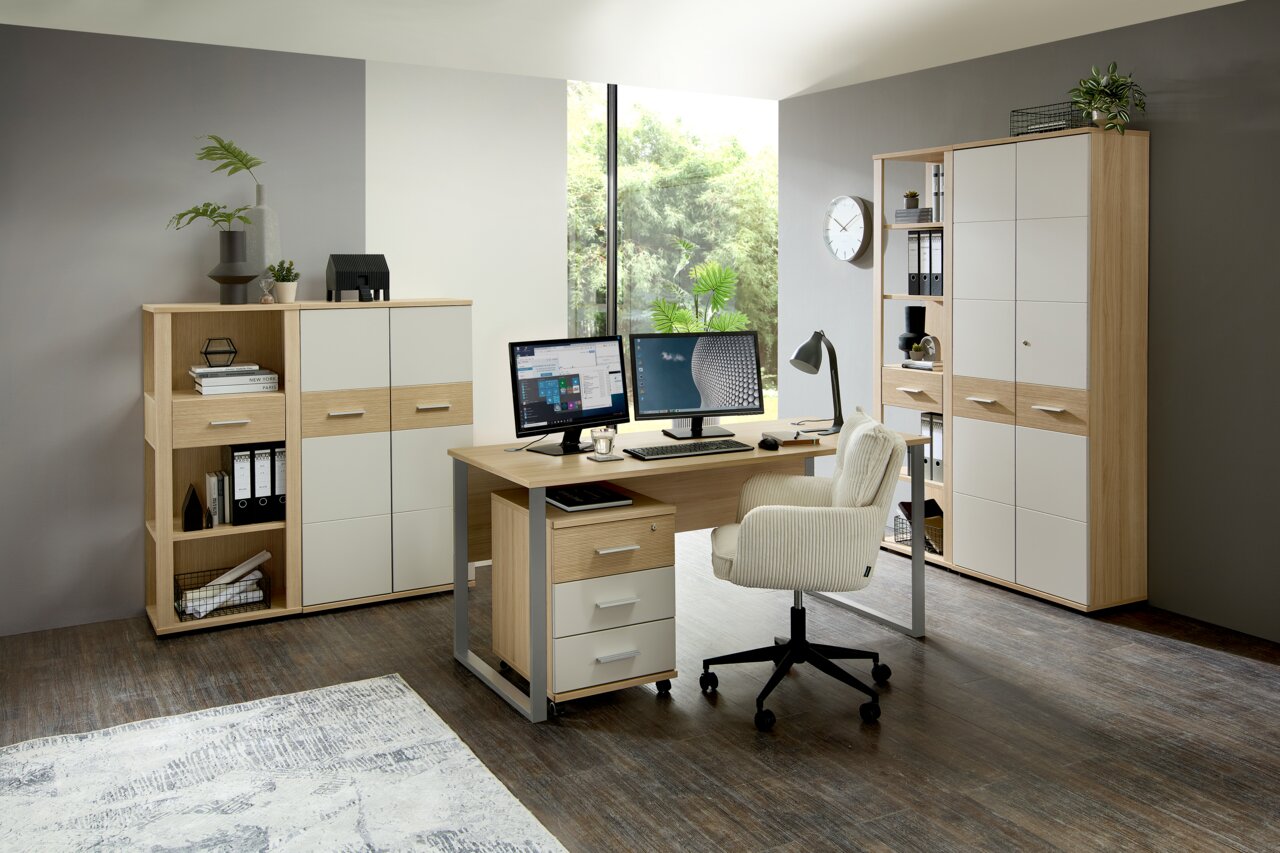 Stylife Rollcontainer BASEL OFFICE Moderne Büromöbelkombination mit Schreibtisch, Rollcontainer und Aktenschränken in einem hellen Raum mit Blick auf den Garten.