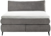 Vooraanzicht van een grijs boxspringbed van 180 x 200 cm met een doorgestikt hoofdeinde en een zwart onderstel.