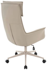 Rückansicht eines beigen Chefsessels mit Rollen und verstellbarer Rückenlehne.