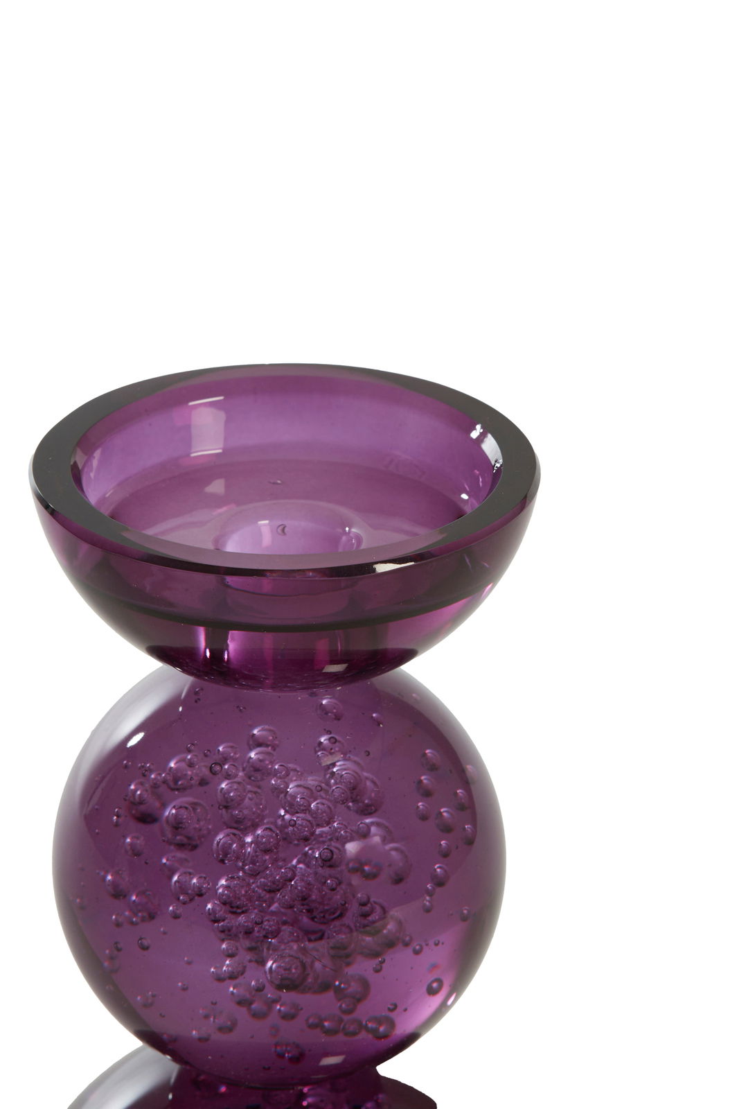 Lila Kerzenhalter aus Glas mit Blasenmuster, seitliche Perspektive
