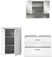Badezimmermöbel-Set bestehend aus einem Spiegelschrank, einem Hochschrank und einem Waschtischunterschrank, alle in moderner, weißer Hochglanzoptik. Frontalansicht.