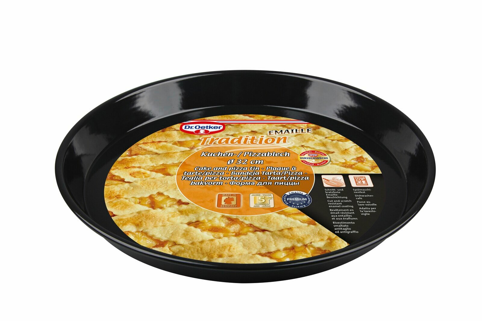 Schwarzes Pizzablech 32 cm Tradition von Dr. Oetker, schräg von oben fotografiert.