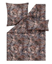 Bettwäsche-Set mit tropischem Blattmuster in Erdtönen, Draufsicht