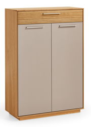 Schuhkommode aus Holz mit zwei Türen und einer Schublade, frontal fotografiert