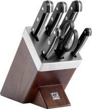 Messerblock Gourmet 7-tlg. aus Holz mit Edelstahlakzenten, bestückt mit fünf Messern und einer Schere, seitliche Perspektive