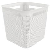 Weiße, quadratische Aufbewahrungsbox mit 18 Litern Volumen, perforiertem Design und seitlichen Griffen, aus schräger Perspektive fotografiert.