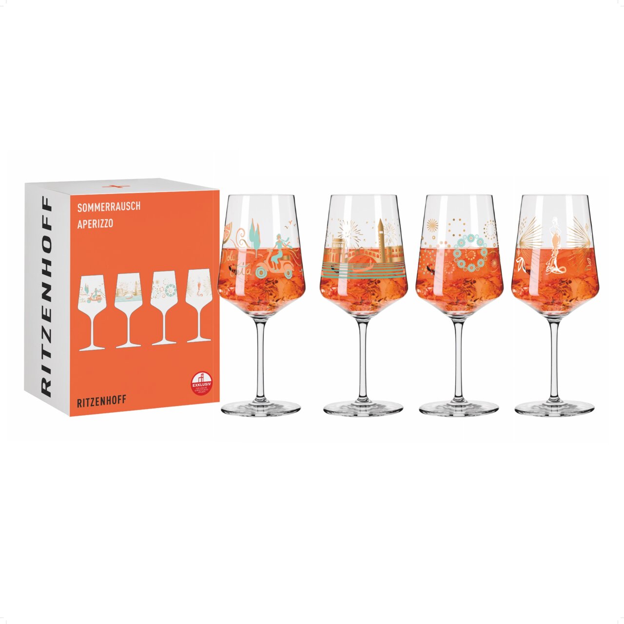Vier dekorative Weingläser aus dem Aperizzo 4er-Set Sommerrausch von Ritzenhoff, mit sommerlichen Motiven und einer Verpackung im Hintergrund, seitliche Perspektive.