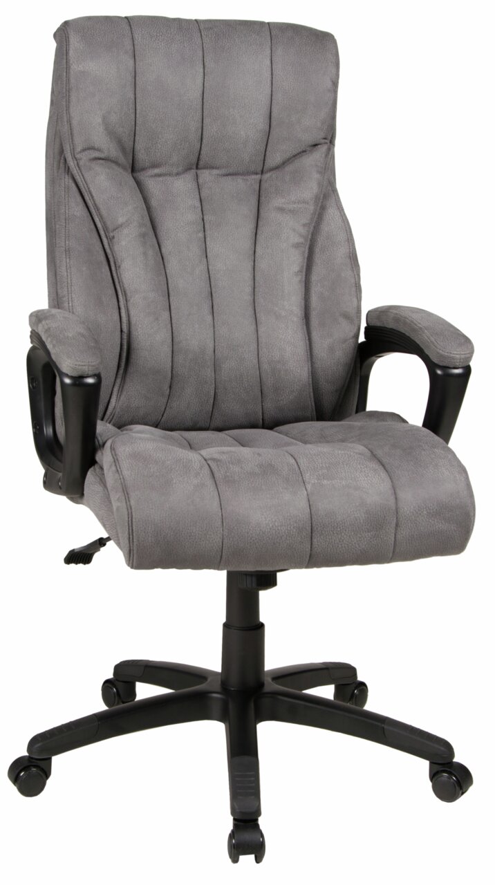 Grauer Chefsessel mit gepolstertem Sitz und Rückenlehne, Armlehnen und Rollen, Vorderansicht.