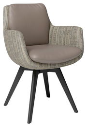 Moderner Armlehnstuhl mit gepolstertem Sitz und Rückenlehne in Beige, seitliche Perspektive