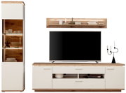 Wohnwand im modernen Design mit TV-Lowboard in Weiß und Holzoptik, Wandregal und hoher Vitrine mit Glasböden und LED-Beleuchtung, Frontansicht