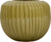 Bauchige, olivgrüne Vase mit glänzender Glasur und vertikaler Rillenstruktur, frontal in leichter Draufsicht vor weißem Hintergrund