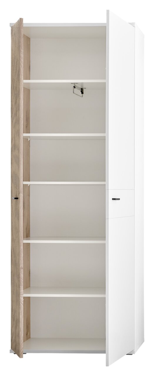 Offener Garderobenschrank mit mehreren Regalböden, teilweise geöffnete Tür, Perspektive von vorne
