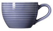 Zijaanzicht van een blauw espressokopje met horizontale strepen en een oor.