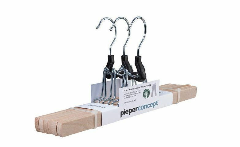 Dreier-Set Hosenbügel aus Holz und Metall, seitliche Perspektive