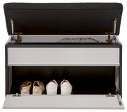 Garderoben-Set mit geöffneter Sitzbank, zeigt Innenraum mit Schuhen, Frontansicht