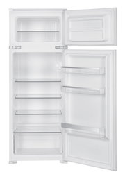 Offener Kühlschrank mit Gefrierfach oben, weißer Innenraum mit Glasablagen, Gemüseschublade und Türfächern, frontale Ansicht von leicht rechts