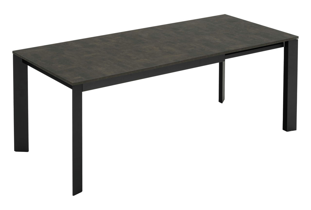 Moderner rechteckiger Esstisch mit dunkler Holzoberfläche und schwarzen Metallbeinen, seitliche Perspektive
