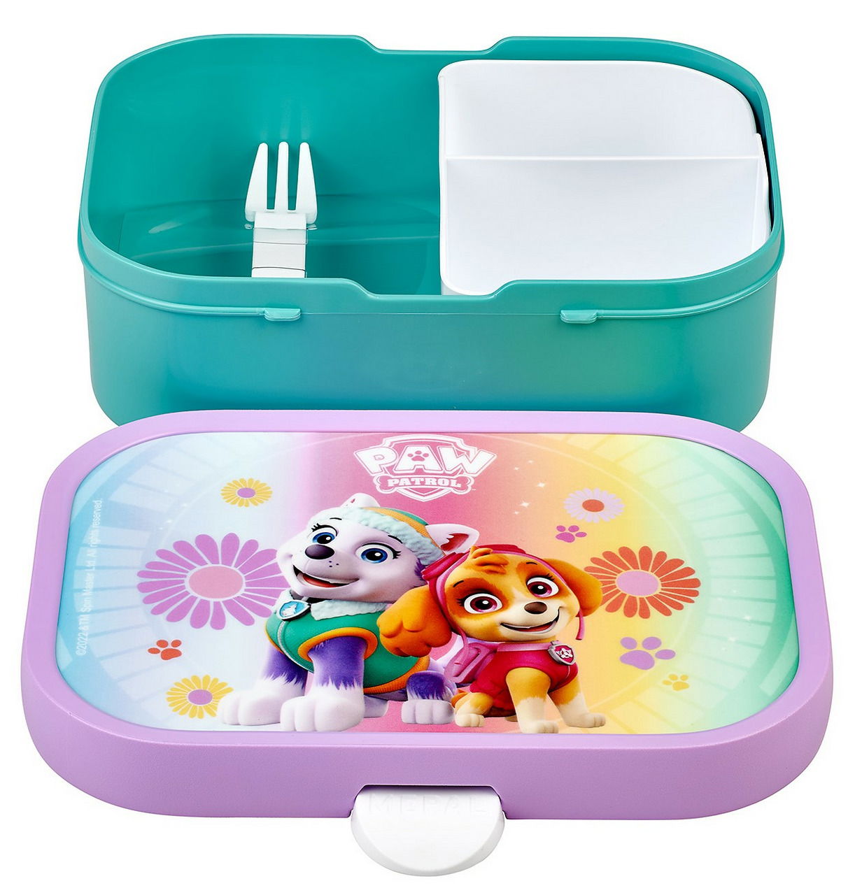 Paw Patrol Lunchbox mit offenem Deckel, zeigt zwei Fächer und eine Gabel, bunte Paw Patrol Charaktere auf dem Deckel, Perspektive von oben.