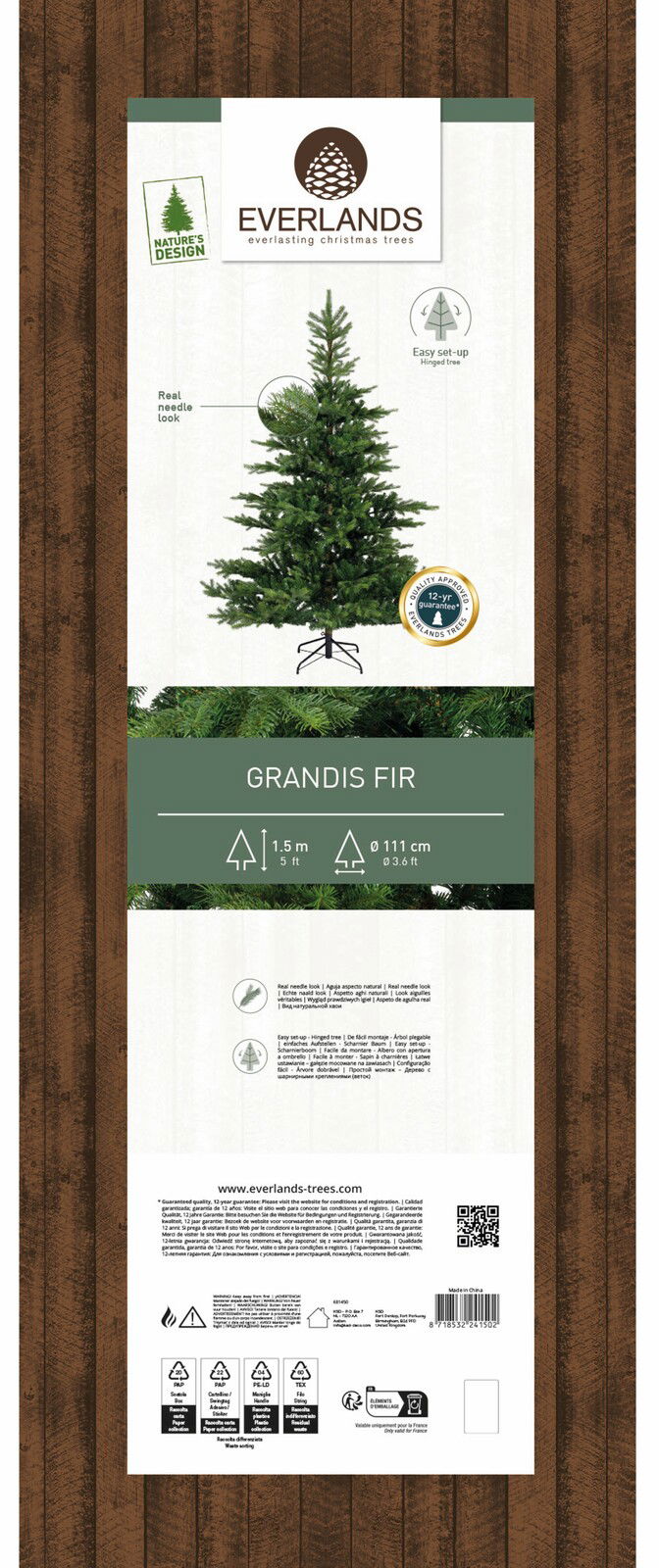 Künstlicher Weihnachtsbaum Grandis Fir, 1,5 m hoch, 111 cm Durchmesser, mit realistischem Nadel-Look und einfachem Aufbau, Vorderansicht.