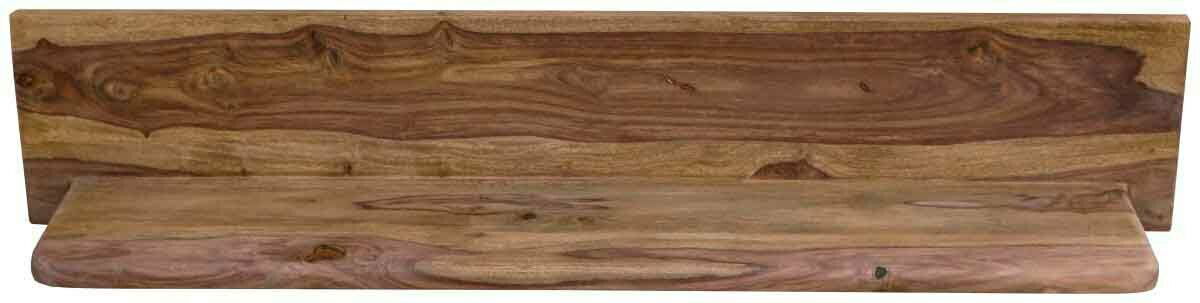 Wandboard aus Holz in Frontalansicht mit natürlicher Maserung