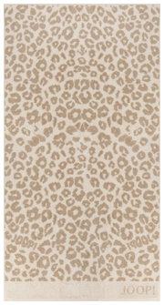 Douchehanddoek met luipaardprint in beige, bovenaanzicht