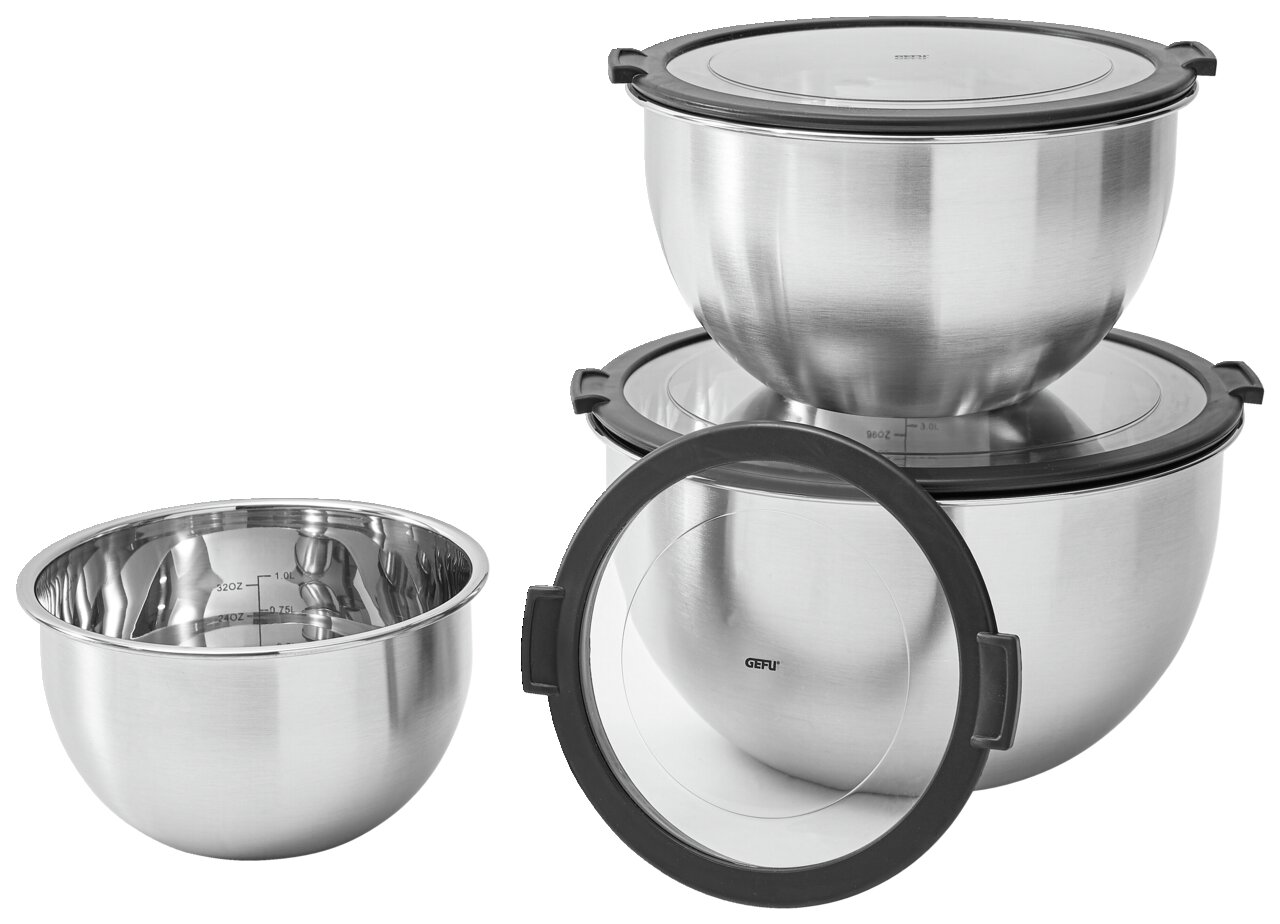 Dreiteiliges Schüssel-Set Mondi aus Edelstahl mit transparenten Deckeln, seitliche Perspektive.