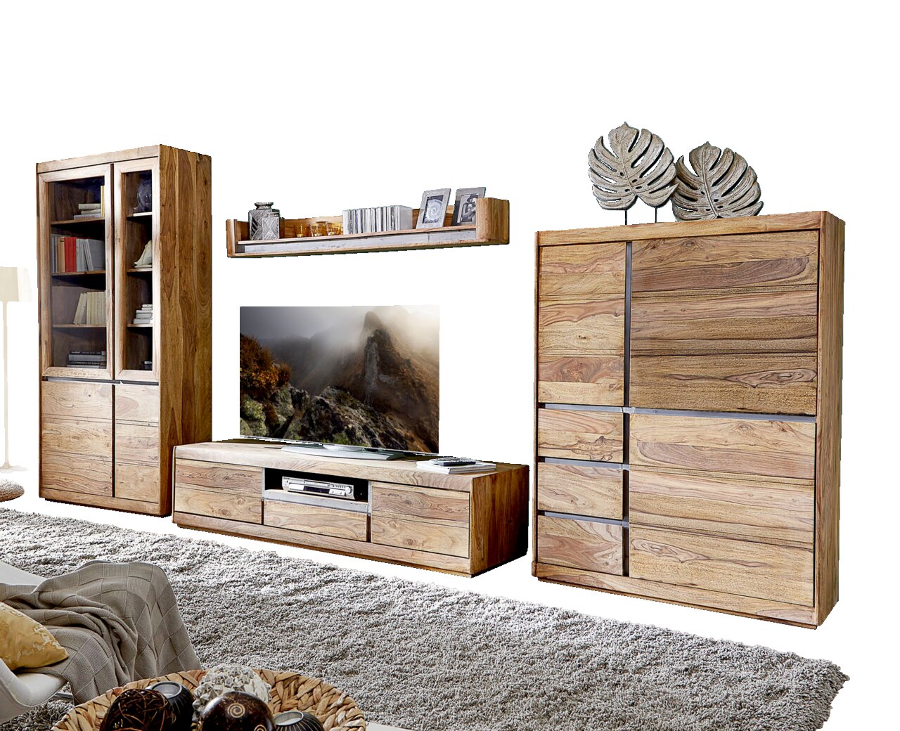 Wohnzimmermöbel-Set aus Holz mit Vitrine, TV-Bank und Regal, frontal betrachtet.