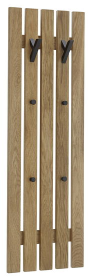 Garderobenpaneel aus Holz mit vier vertikalen Leisten und schwarzen Haken, Frontalansicht.
