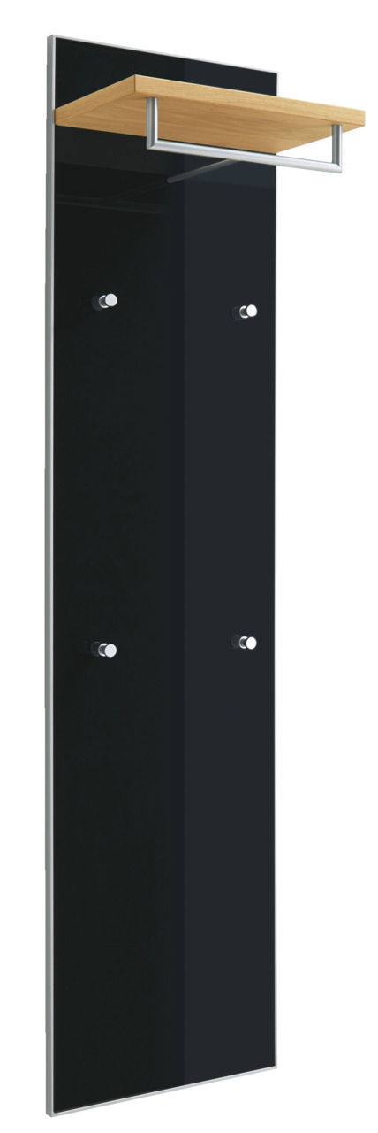 VOSS Garderobenpaneel SANTINA Modernes Garderobenpaneel mit schwarzer Oberfläche, vier Haken und einem Holzregal, seitliche Perspektive.