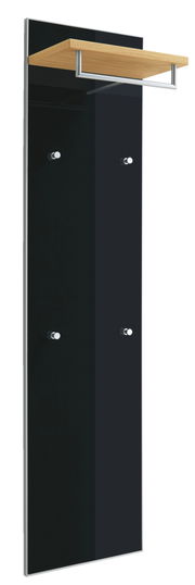 Modernes Garderobenpaneel mit schwarzer Oberfläche, vier Haken und einem Holzregal, seitliche Perspektive.