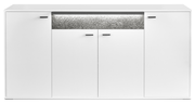Weißes Sideboard mit vier Türen und dekorativem Einsatz, frontale Ansicht