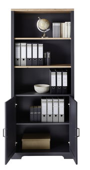 Schwarzer Regalschrank mit offenen und geschlossenen Fächern, gefüllt mit Ordnern, Büchern und Dekorationen, Frontalansicht