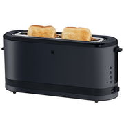 Schwarzer Langschlitztoaster mit zwei goldbraunen Toastscheiben, seitliche Perspektive