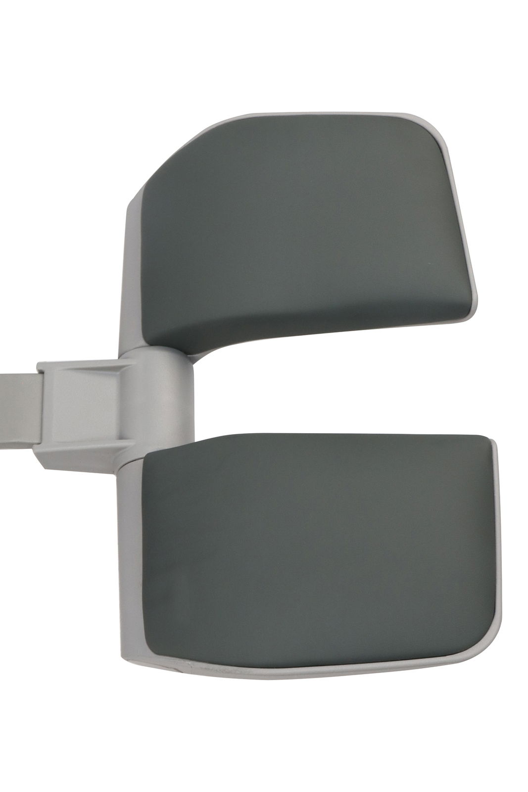 Rückenlehne eines Drehstuhls in grauer Farbe, von oben betrachtet.