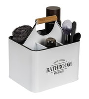 Weiße Badbox mit 4 Fächern, gefüllt mit Badutensilien wie Handtuch, Flaschen und Bürsten, aus schräger Perspektive.