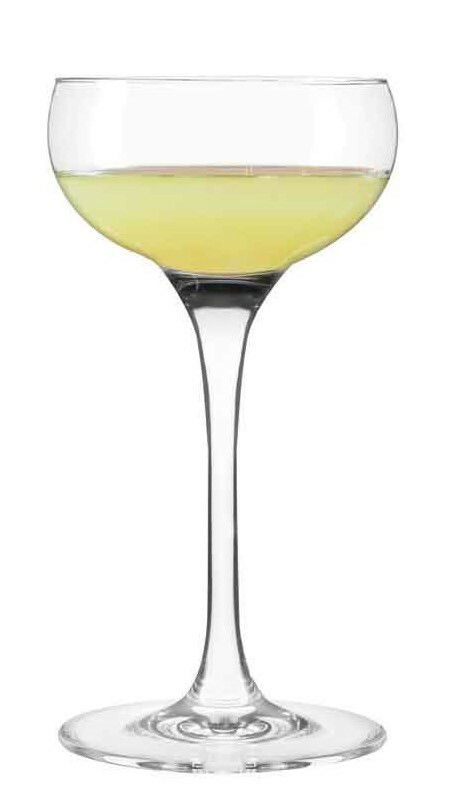 Leonardo Likörschale CHEERS Likörschale Cheers aus Glas, gefüllt mit gelber Flüssigkeit, seitliche Ansicht