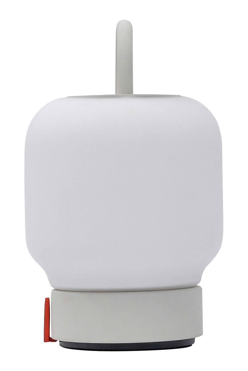 Weiße, moderne Lampe mit abgerundeten Kanten, frontal abgebildet.