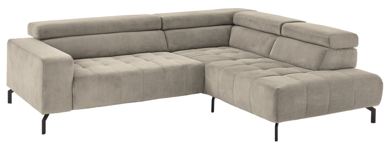 Beiges L-förmiges Ecksofa mit Cordbezug, gepolsterten Rückenlehnen und schwarzen Metallfüßen, Ansicht schräg von vorne.