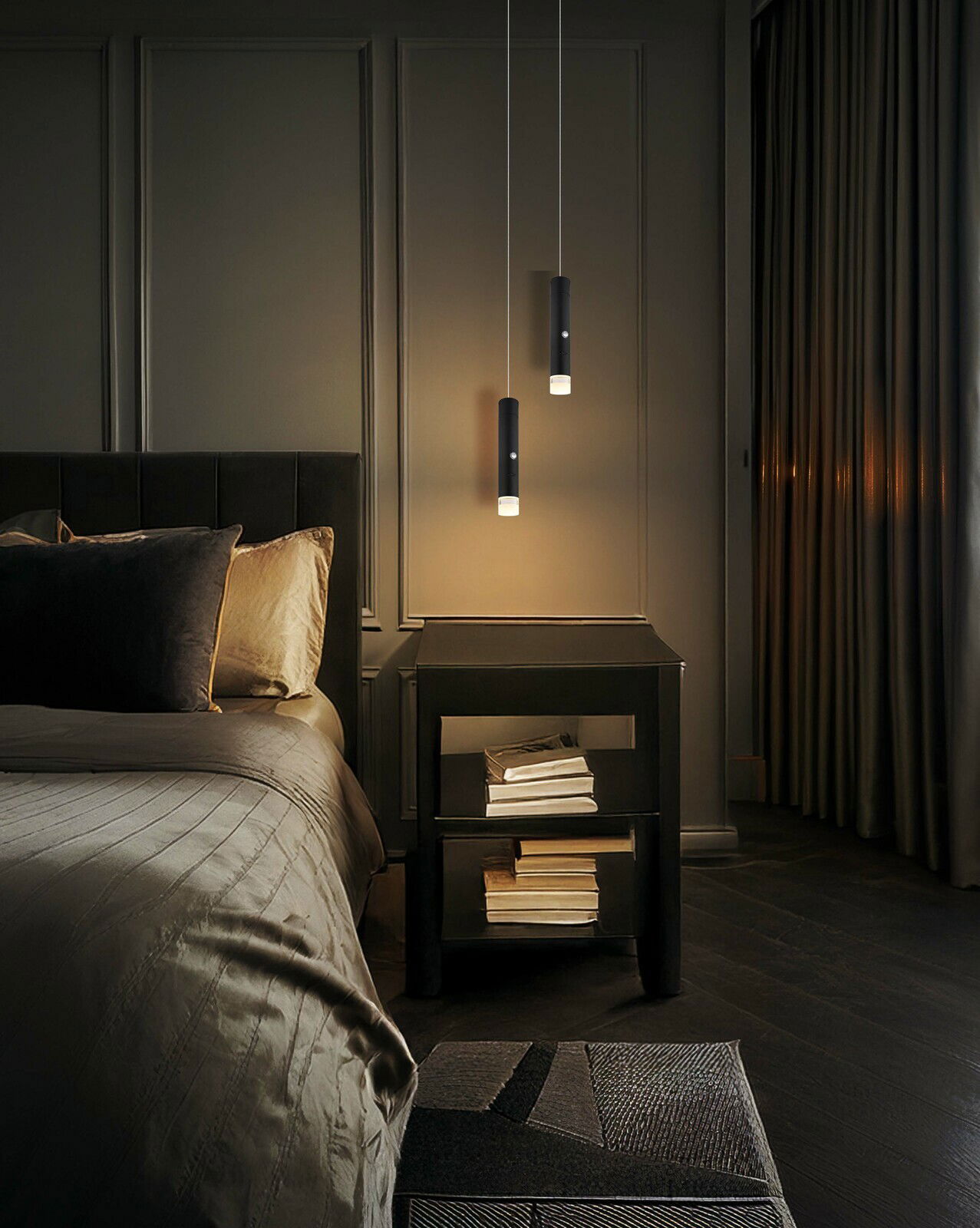 Moderne Akku-Pendelleuchte in einem stilvollen Schlafzimmer, seitliche Perspektive.