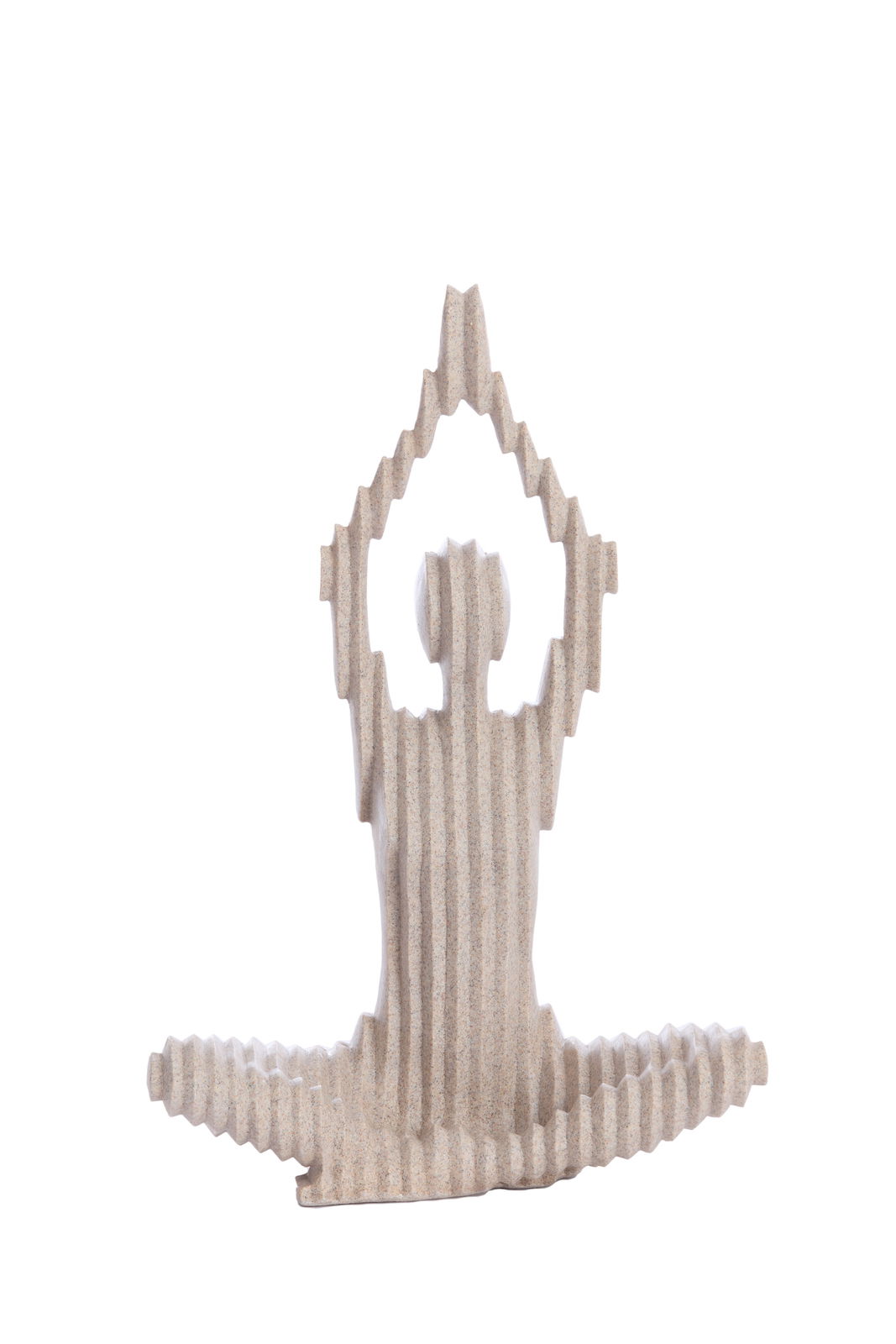 Ornament in Form einer sitzenden Figur in Meditationshaltung, aus geripptem Material, Frontalansicht