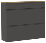 Moderner Hängeschuhschrank in dunklem Grau mit drei Fächern und einer Holzoberfläche, seitliche Perspektive