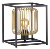 Moderne Tischleuchte Caydo mit schwarzem Metallrahmen und goldenen Streben, die eine Glühbirne umgeben, seitliche Perspektive.