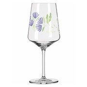 Wijnglas met bloemmotief, zijaanzicht