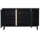 Frontale Ansicht eines modernen Sideboards mit offenen Türen, schwarzem Korpus und Holzelementen.