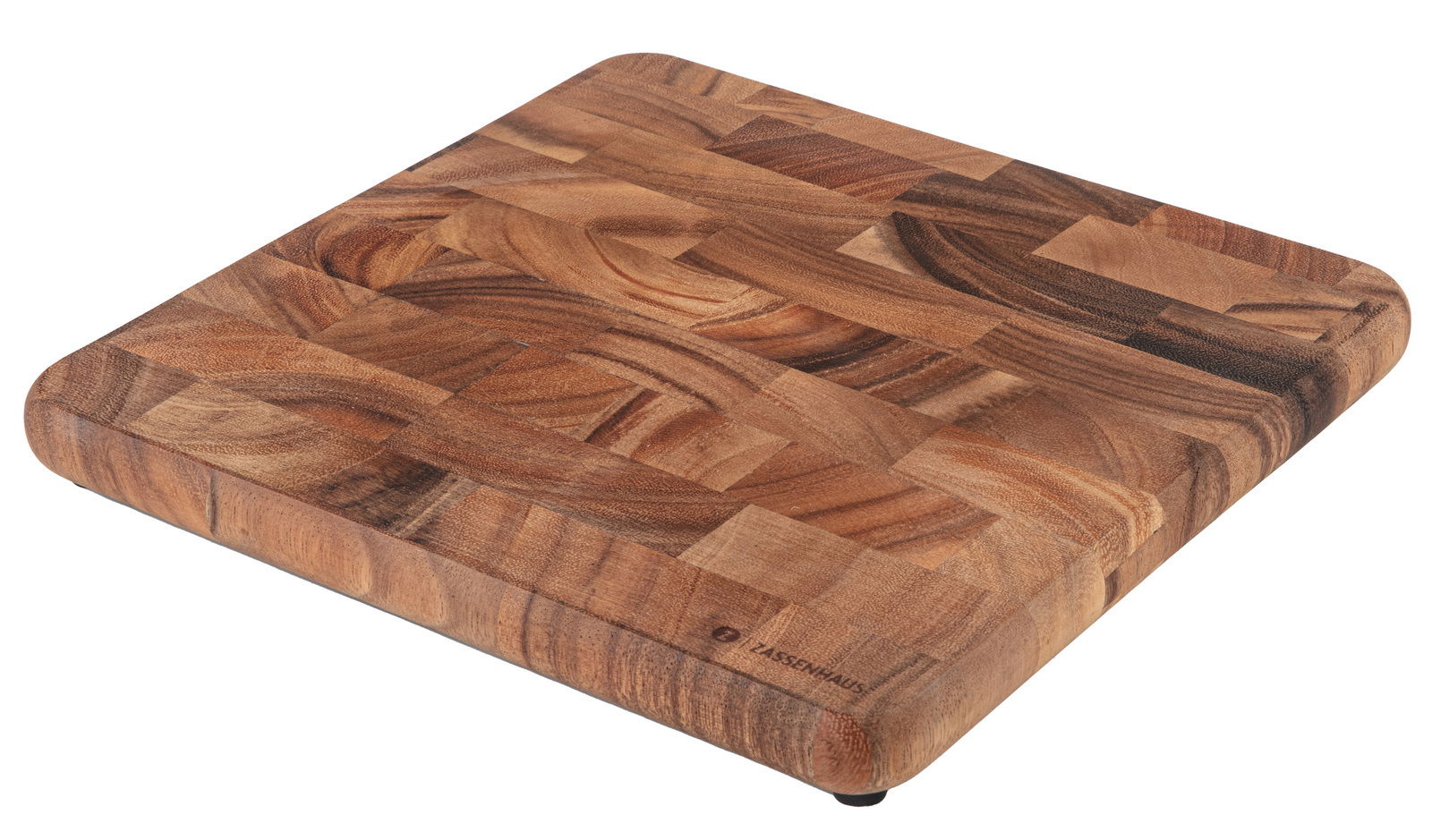 Schneidbrett aus Akazienholz in quadratischer Form, 30x30x2,5 cm, aus einer leicht schrägen Perspektive fotografiert.