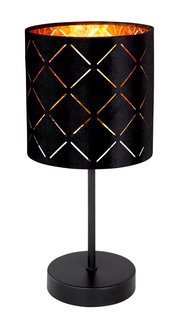 Moderne Tischleuchte mit schwarzem, geometrisch gemustertem Lampenschirm und warmem Licht, seitliche Perspektive